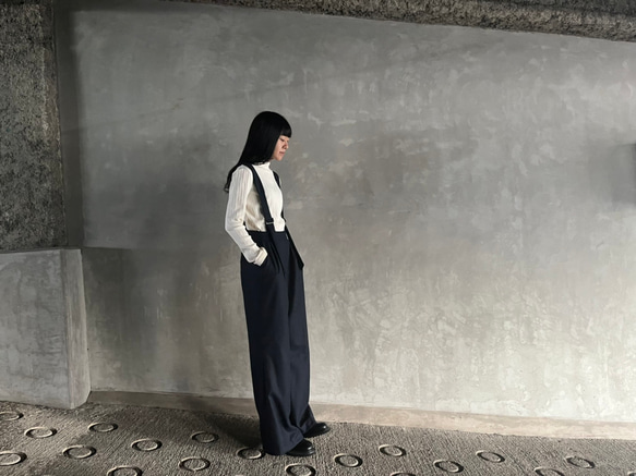 Codeembroidery Suspender Wide Flare Trousers 1枚目の画像