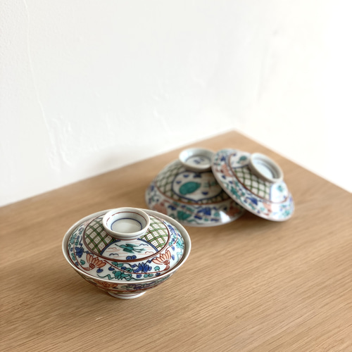 京焼・清水焼】京都 水野春陽窯 色絵 吉祥文様 夫婦茶碗 兎 魚