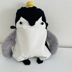 旅するよちよちペンギン　　もふもふ×黒コーデュロイ巾着　 5枚目の画像
