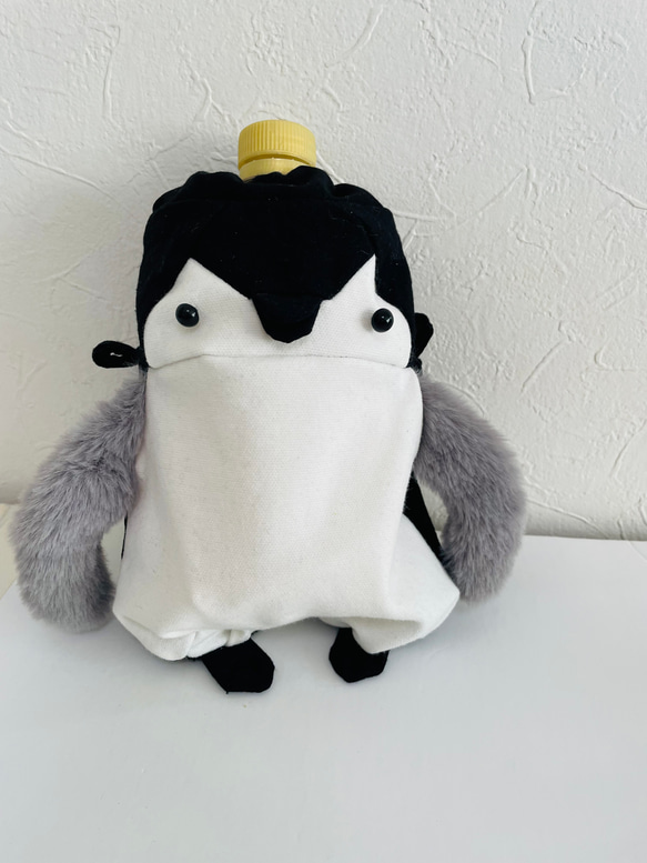旅するよちよちペンギン　　もふもふ×黒コーデュロイ巾着　 5枚目の画像