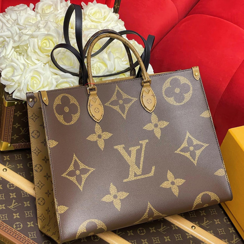 VUITTON トートバッグ