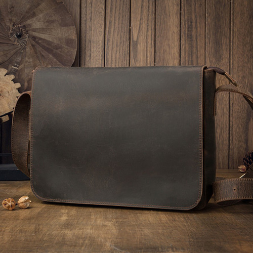 手作りのレザーメッセンジャーバッグ 手作り皮革メッセンジャーバッグ メッセンジャーバッグ LL