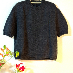 肩幅広め☆パフスリーブsweater【1点のみ】 1枚目の画像