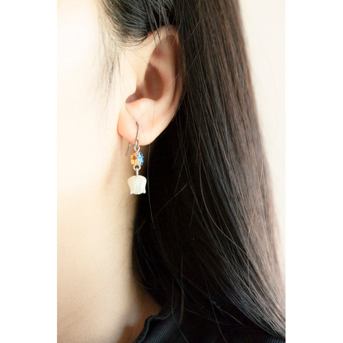 種類選べます 白蝶貝細工 ピアスORイヤリング両耳用 雪結晶 イチョウ