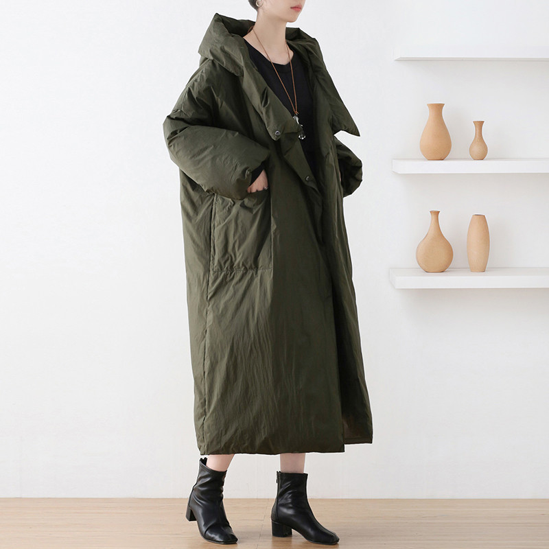 優雅さ漂うV字スタンドカラー♪長袖ダウンコート カーキ