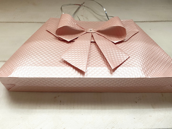ペーパークラフト ギフトバッグ②　ピンク　プレゼント 誕生日　誕生日　結婚祝 6枚目の画像