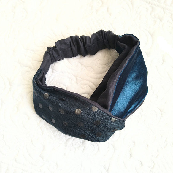 [限量版 3] Nekonokaori | 天鵝絨頭巾 | 青瓷藍 第4張的照片