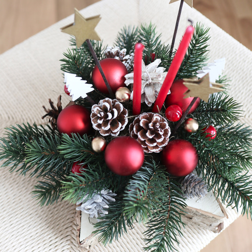 ✴︎クリスマスアレンジメント✴︎キャンドルアレンジ　クリスマスリース クリスマスキャンドルアレンジメント | フラワーショップ Bremen