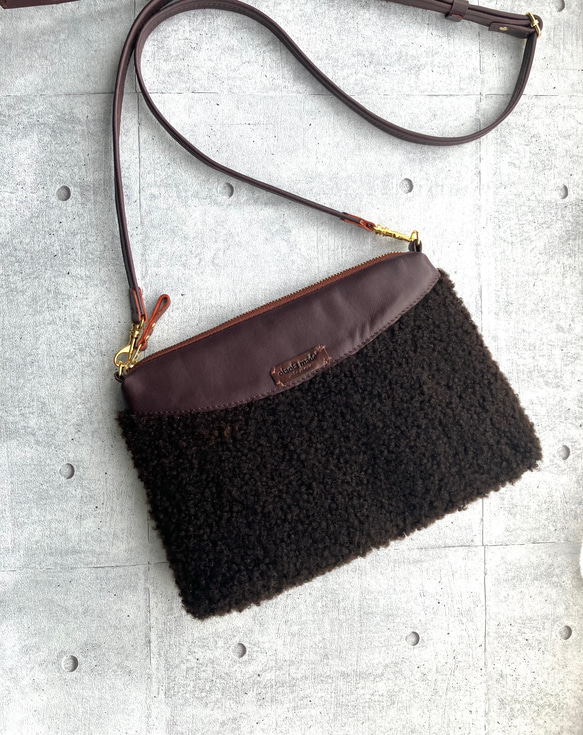 ウォレット機能付き⭐︎リアルムートンのショルダーバッグ《送料無料