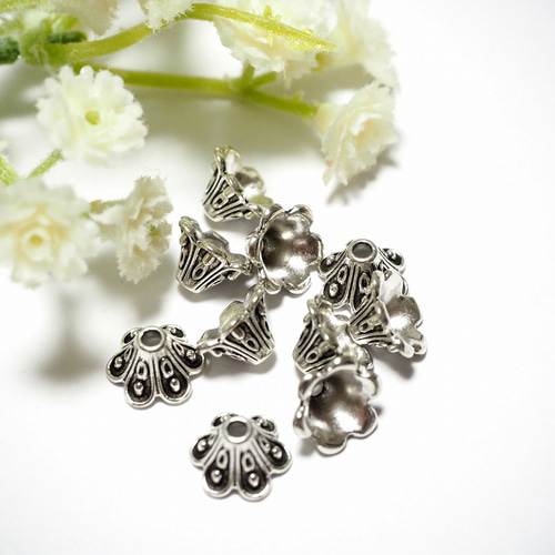 20個 9×5mm 座金 花座 ビーズキャップ フラワーパーツ アンティーク