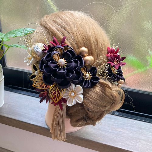 成人式髪飾り つまみ細工 結婚式 打ち掛け 赤 白 黒 ゴールド 金