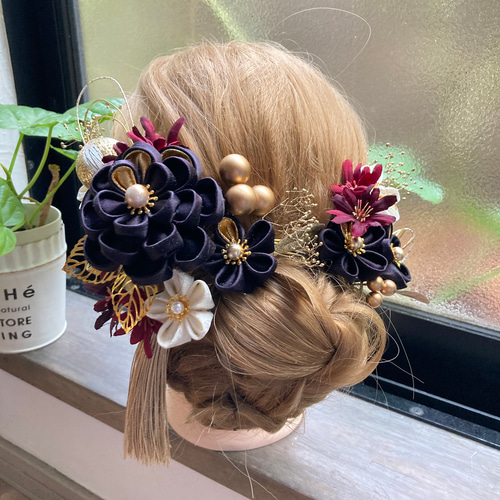 成人式髪飾り つまみ細工 結婚式 打ち掛け 赤 白 黒 ゴールド 金