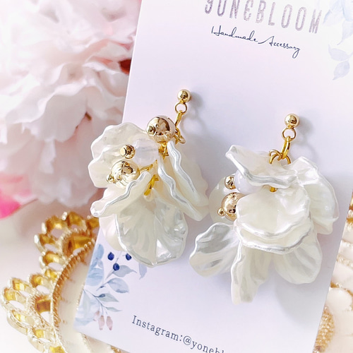 花びら踊るピアス♡イヤリング サージカルステンレス ウェディング