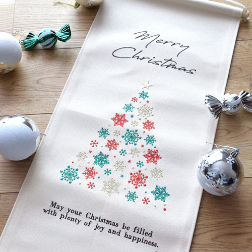 クリスマスツリースカート ネイビー 雪の結晶の刺繍 ベルベット