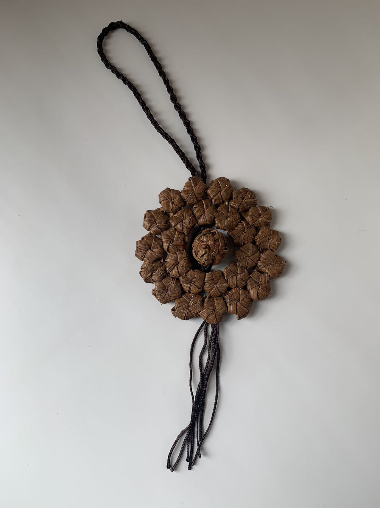 山葡萄の皮花結び編みチャームセット