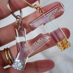 clear】名入れ レジン キーホルダー バッグチャーム プチギフト お揃い