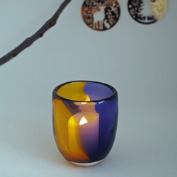 吹きガラスキャンドルホルダー 紫と黄色 1枚目の画像