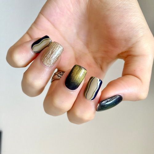 送料無料】着画あり｜和デザイン／うねうね／カーキネイル／ネイビー  