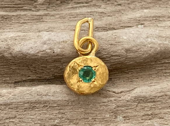 K22＋K24純金◇エメラルド◇ペンダントトップ K24 Emerald Pendant Top 7枚目の画像