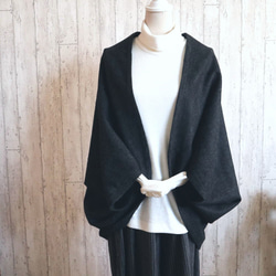 [100% 高品質羊毛短上衣❣️3way] 溫暖時尚的圍巾 木炭禮品也可用 [均碼] 第4張的照片