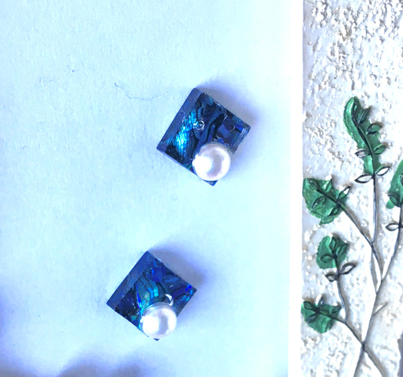 アコヤ真珠とブルースクエア螺鈿のピアスイヤリング【1570】正月　晴れ着 11枚目の画像