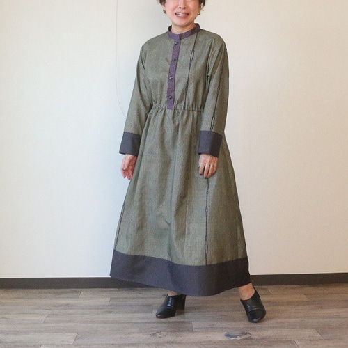 着物リメイクワンピース大島紬からスタンドカラーワンピース