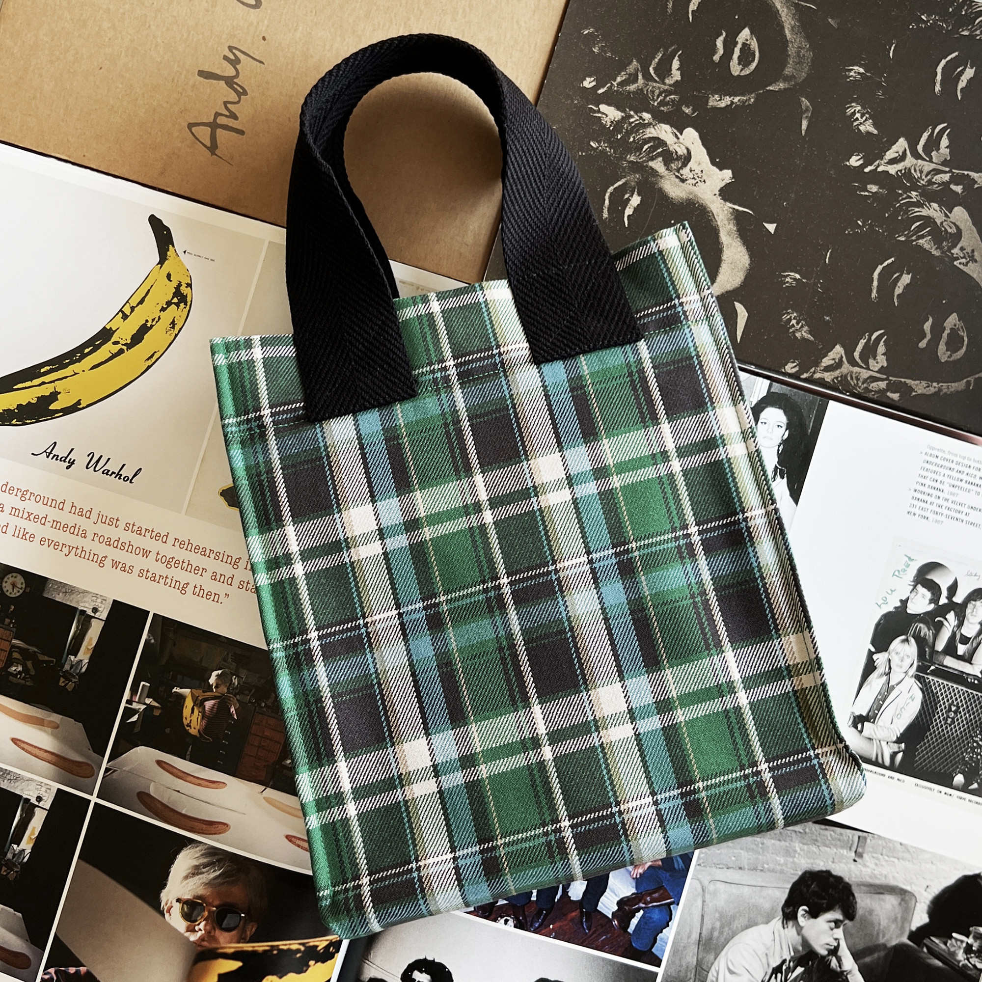 レトログリーンチェックのトートバッグ