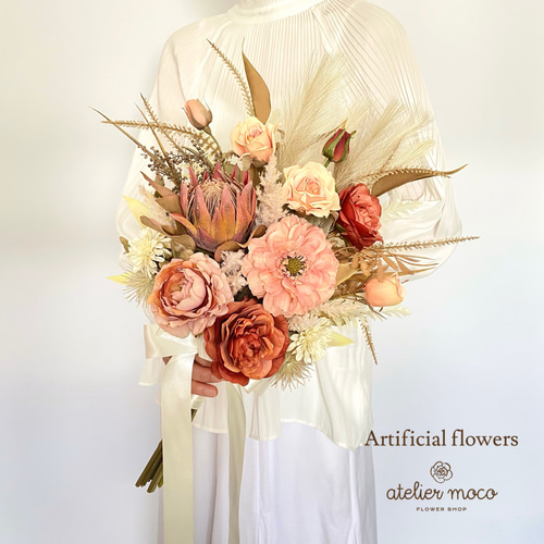 オレンジ&テラコッタの アンティーク クラッチ ブーケ（アーティ