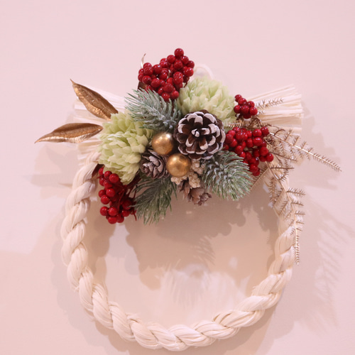 Xmas&お正月兼用 しめ縄リース 小さめ アートフラワー atelier Xmas&お正月兼用 しめ縄リース 小さめ アートフラワー atelier