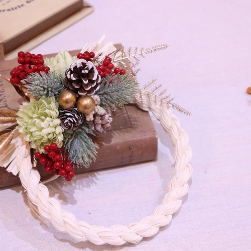 Xmas&お正月兼用 しめ縄リース 小さめ アートフラワー atelier Xmas&お正月兼用 しめ縄リース 小さめ アートフラワー atelier