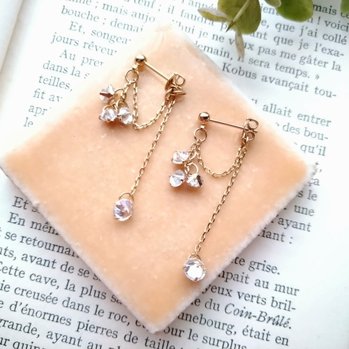 14kgf キュービックジルコニアのピアス／イヤリング ピアス（フック