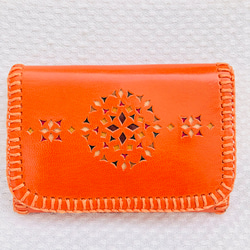 小銭入れ・横長 革細工が繊細でかわいい　サハラート 　オレンジ01 1枚目の画像