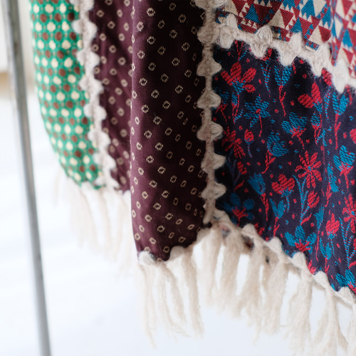 復刻再販】主役級マフラー！柄生地パッチワーク大判ストール（22w-18