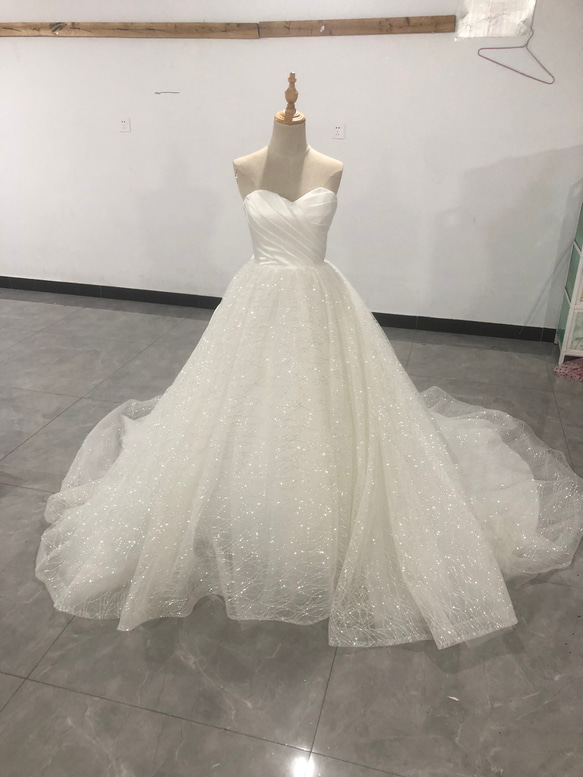 高品質！オフホワイト ドレス Aライン ベアトップ 背中見せ  