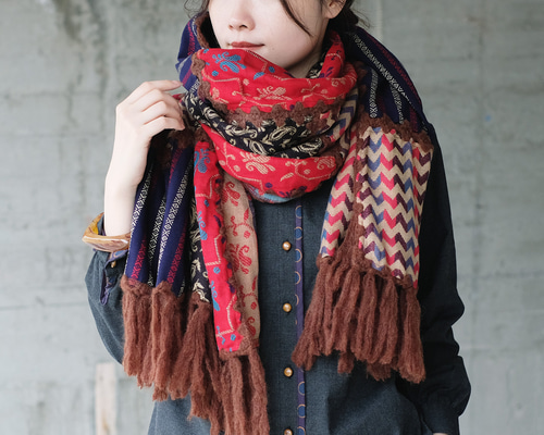パッチワークデザイン ストール 大判 主役級マフラー！柄生地パッチワーク大判ストール（22w-18
