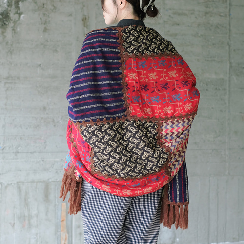 パッチワークデザイン ストール 大判 主役級マフラー！柄生地パッチワーク大判ストール（22w-18