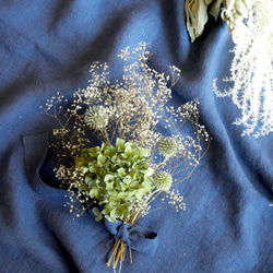 粉雪舞うスワッグ〇kasumi 北海道紫陽花とかすみ草 小サイズ スワッグ