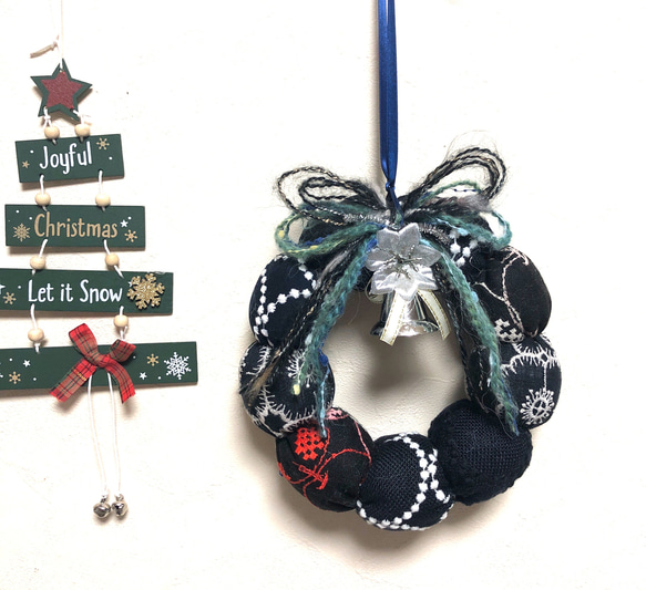 ミナペルホネン クリスマスリース ポンデリース ブラック系 その他