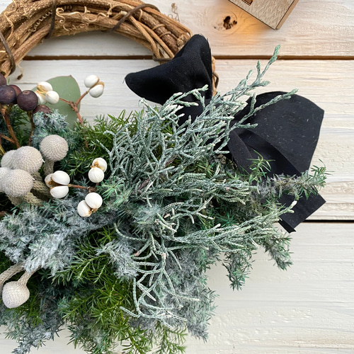 針葉樹と木ノ実のクリスマスハーフリース☆冬リース 針葉樹と木ノ実のクリスマスハーフリース☆冬リース