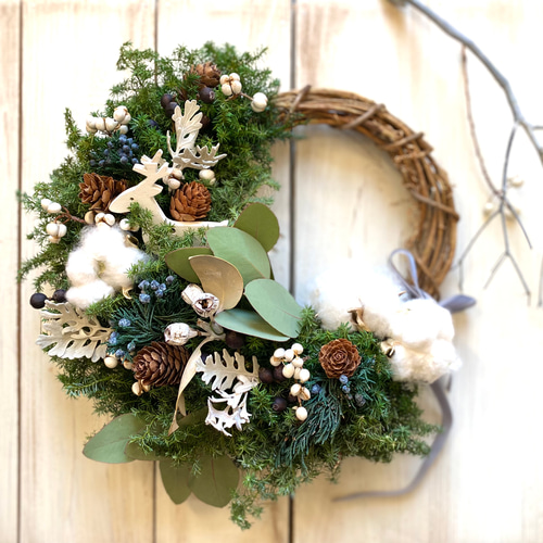 1.クリスマスハーフリース Christmas wreath クリスマスのハーフリース ドライフラワーリース