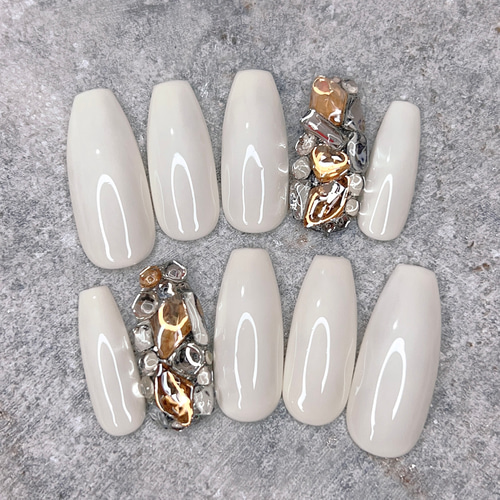 チップ種類、カラー変更可能》ホワイトワンカラーストーン埋めつくし  