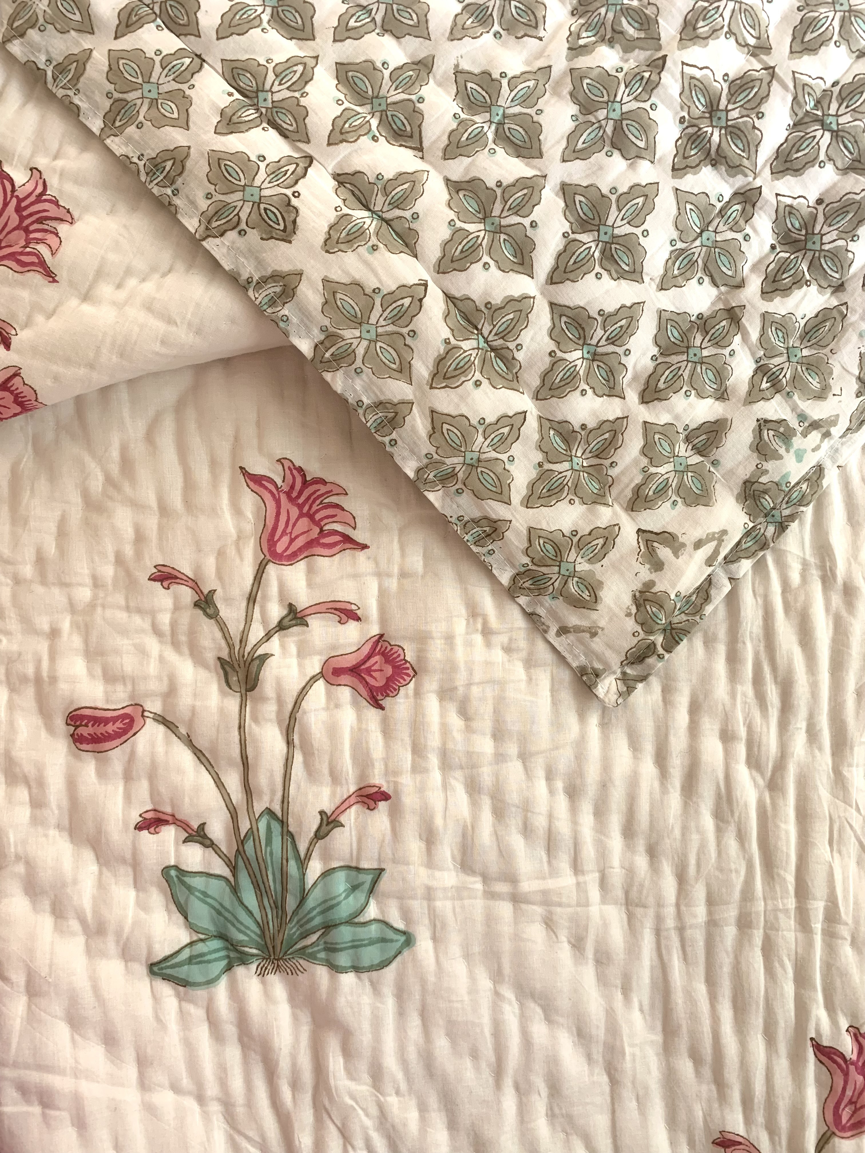 インド綿 ハンドキルト布団 キルトケット その他インテリア雑貨 nidhi