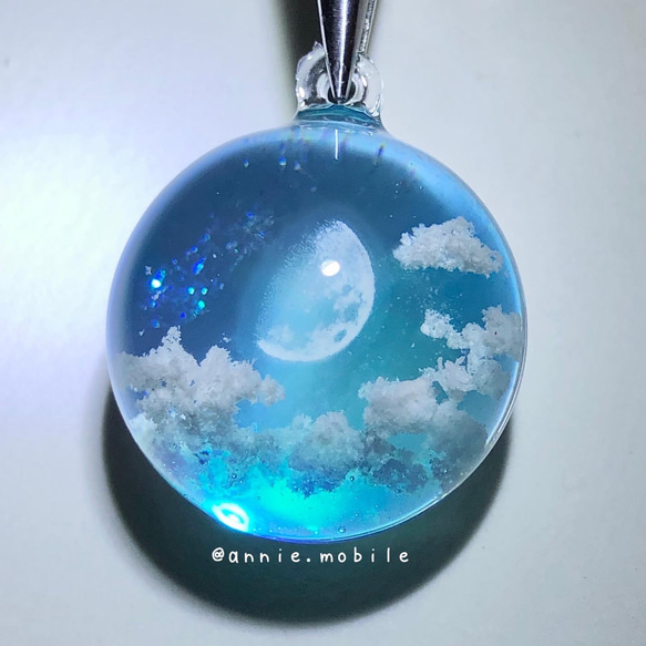 銀のしずく】さん 夜明けのビーナスベルト 雲レジン キーホルダー 24