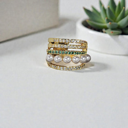 イヤーカフ パール 18K ゴールド 金属アレルギー対応 レディース 片耳 小さめ グリーン 仕事 プレゼント オフィス 5枚目の画像