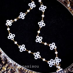 梭織蕾絲小花淡水珍珠項鍊&lt;金色&gt; 第6張的照片