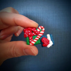 クリスマプレゼントブローチ！ ピンバッチまたは、帯留めに変更可能。 手作り 一点物 1枚目の画像