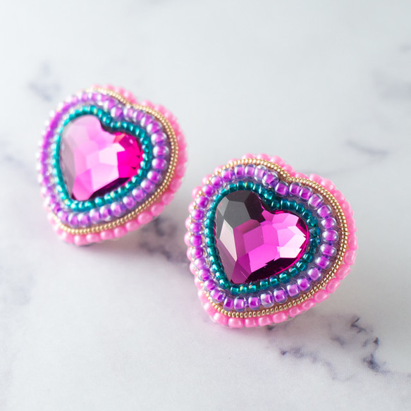 620】ビジューとハートのピアス／イヤリング／ラインストーン 【公式通販】