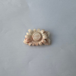 珊瑚彫りブローチ『菊』　訳あり特価品　R41106H1 5枚目の画像