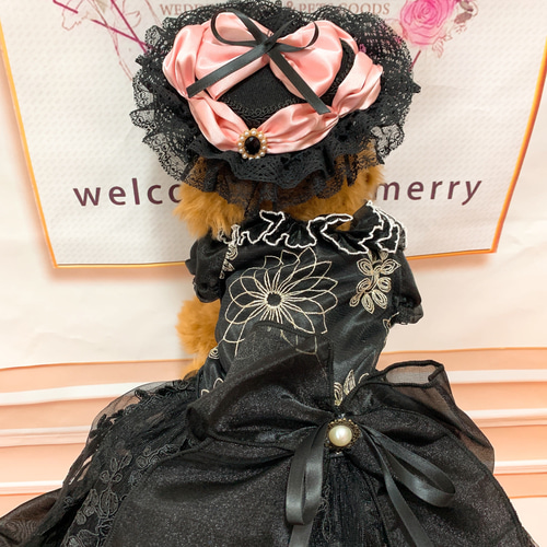 限定2着!漆黒の刺繡が豪華なBLACKカラーのロング丈ドレス 限定2着!漆黒の刺繡が豪華なBLACKカラーのロング丈ドレス