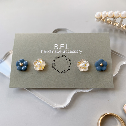 小さい お花 秋冬 青 ゴールド 花柄 ピアス セット 小ぶり 一粒 小さい お花 秋冬 青 ゴールド 花柄 ピアス セット 小ぶり 一粒